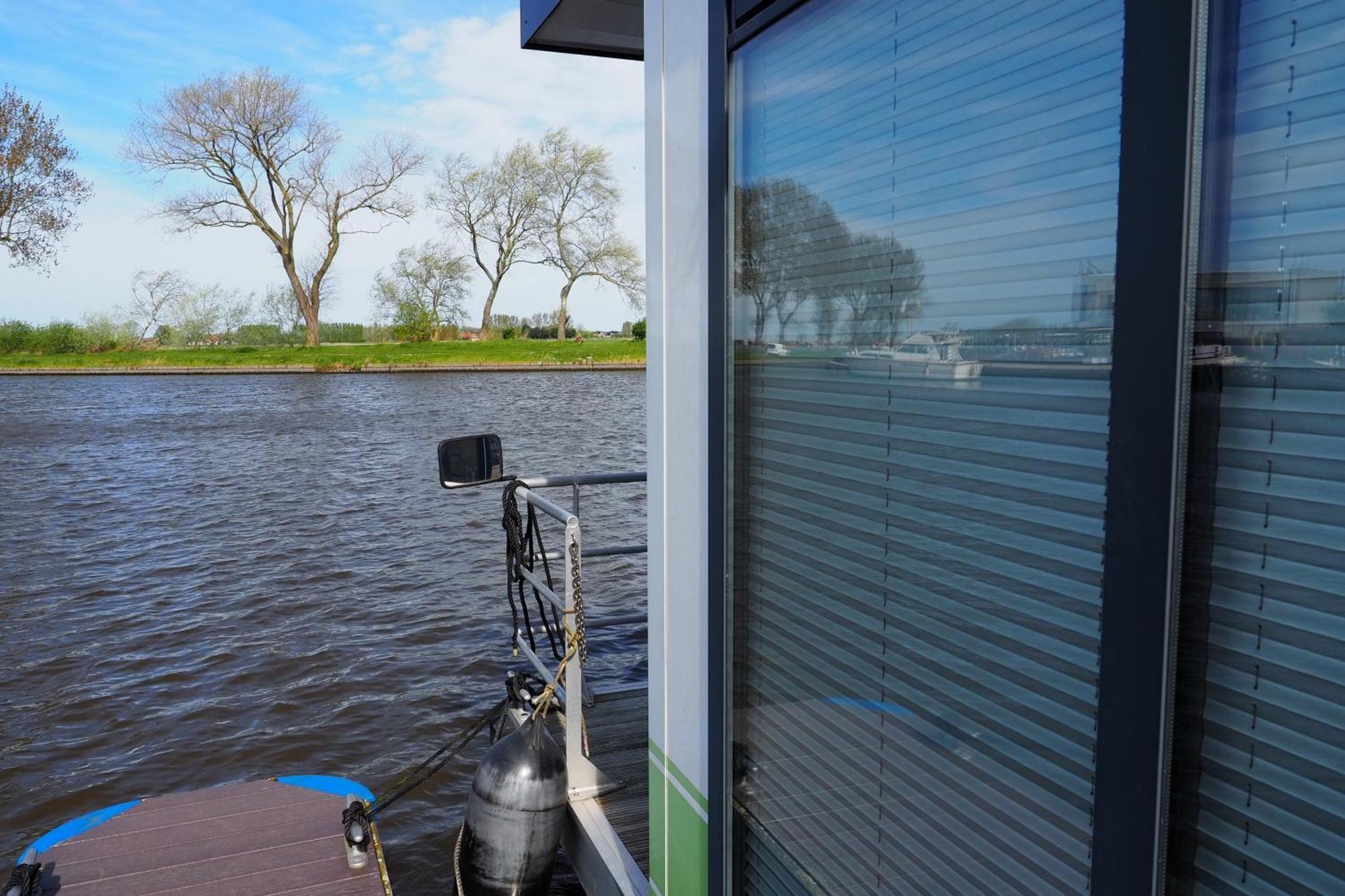 Hotel Houseboat Tiny Griffin Nieuwpoort Exterior foto